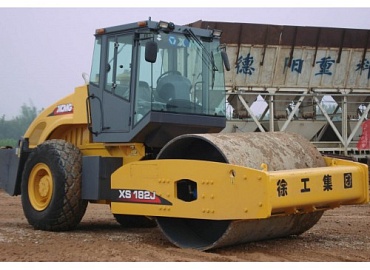 XCMG XS182J